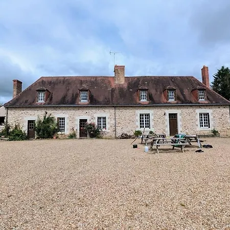 Nyaraló Familial En Pleine Foret