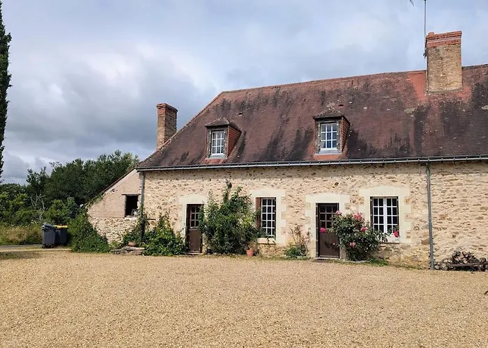 Familial En Pleine Foret 度假居 Mouliherne