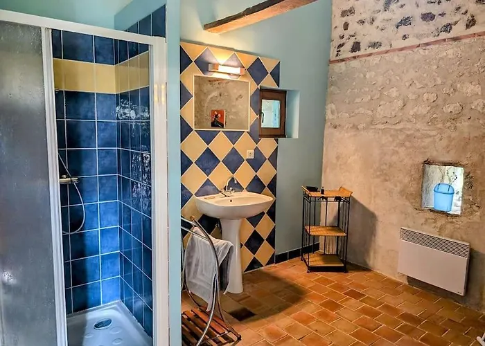 Familial En Pleine Foret Mouliherne